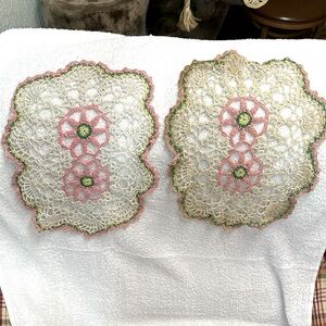 2 matching handmade doilies